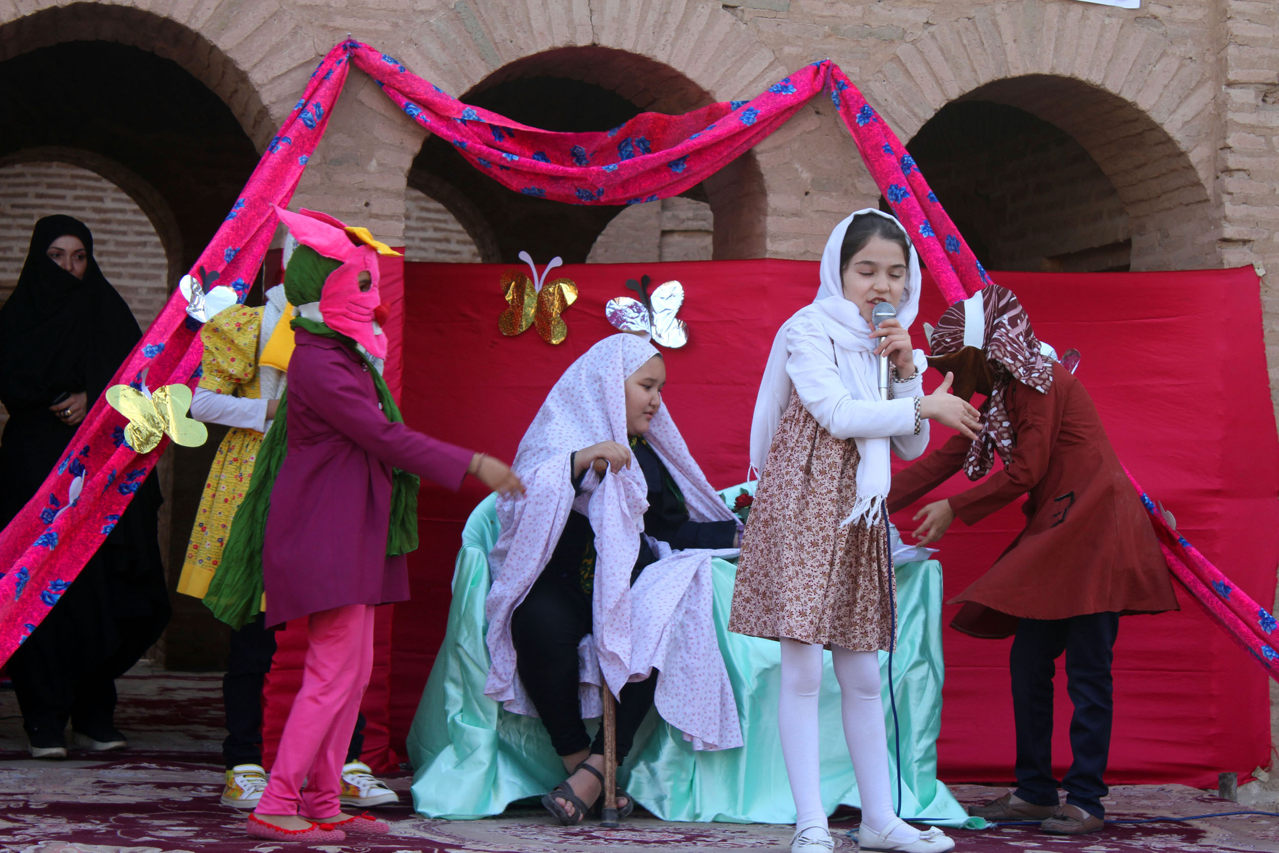 مراسم روز کودک - کاروانسرای زین آباد بجستان